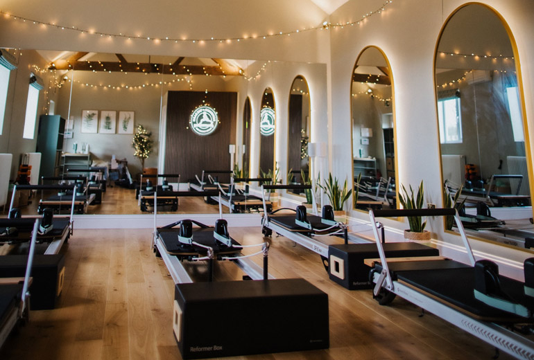 Gahumi Case-Reformerat the barn 01.jpg